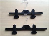 塑料衣架,衣架,服裝衣架,兒童衣架,寵物衣架。 - 昆山億佳利塑膠制品